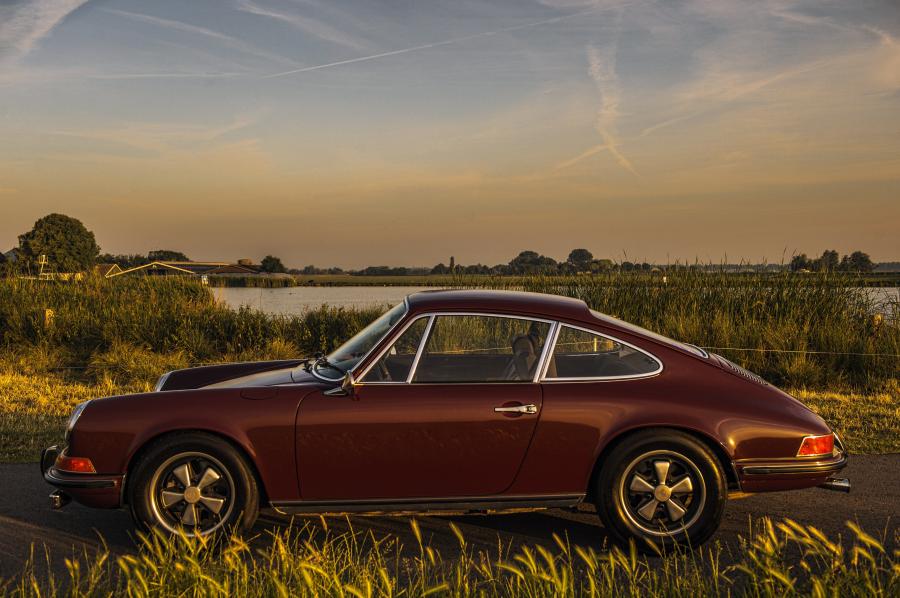  Porsche 911 S 2.0 Coupe 1968 года  (фото 17 из 33)